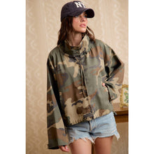 PRINTED HOODED WINDBREAKER JACKET TOP: CAMOUFLAGE