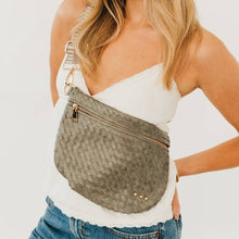 Westlyn Woven Bum Bag: Brown