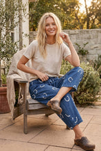 Horseshoe Print Denim Barrel Pants: Dark Denim