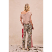 LEOPARD PRINT SIDE CONTRAST DRAWSTRING WIDE PANTS