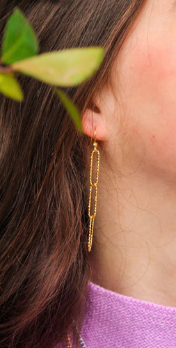 Serene Gold Earrings