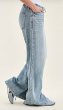 Judy Blue Featherweight Palazzo Jean