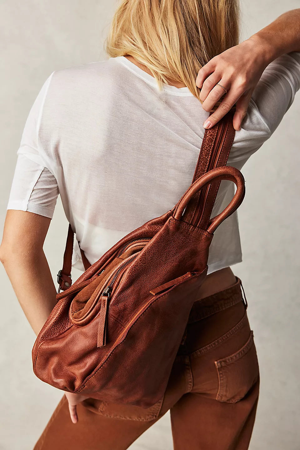 Free People Leather Soho Convertible Backpack- Distressed Brown – Shop with Julz