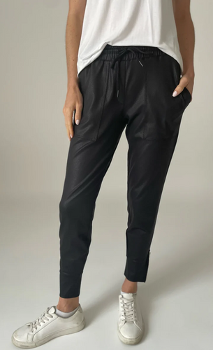 Headliner Coated Jogger- Black