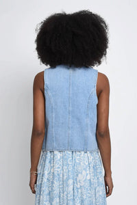 SLEEVELESS DENIM JACKET