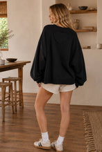 HEART PATCH WASHED SWEATSHIRT: BLACK