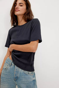 We The Free Picture You Tee- Black