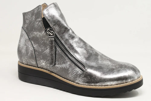 Black & Pewter Smudge Leather Boot