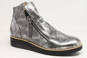 Black & Pewter Smudge Leather Boot